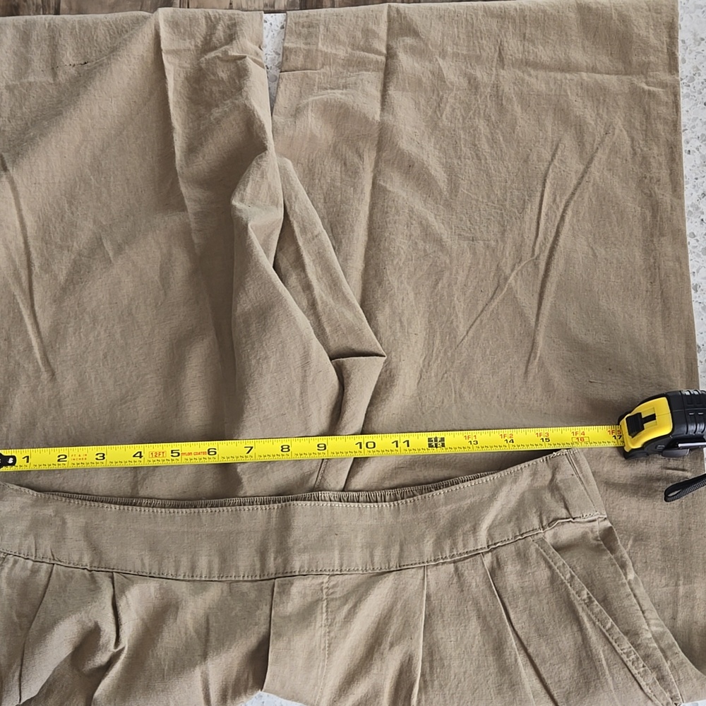 Canopy Linen Blend Pleated Trouser Khaki Green - Picture 4 of 6